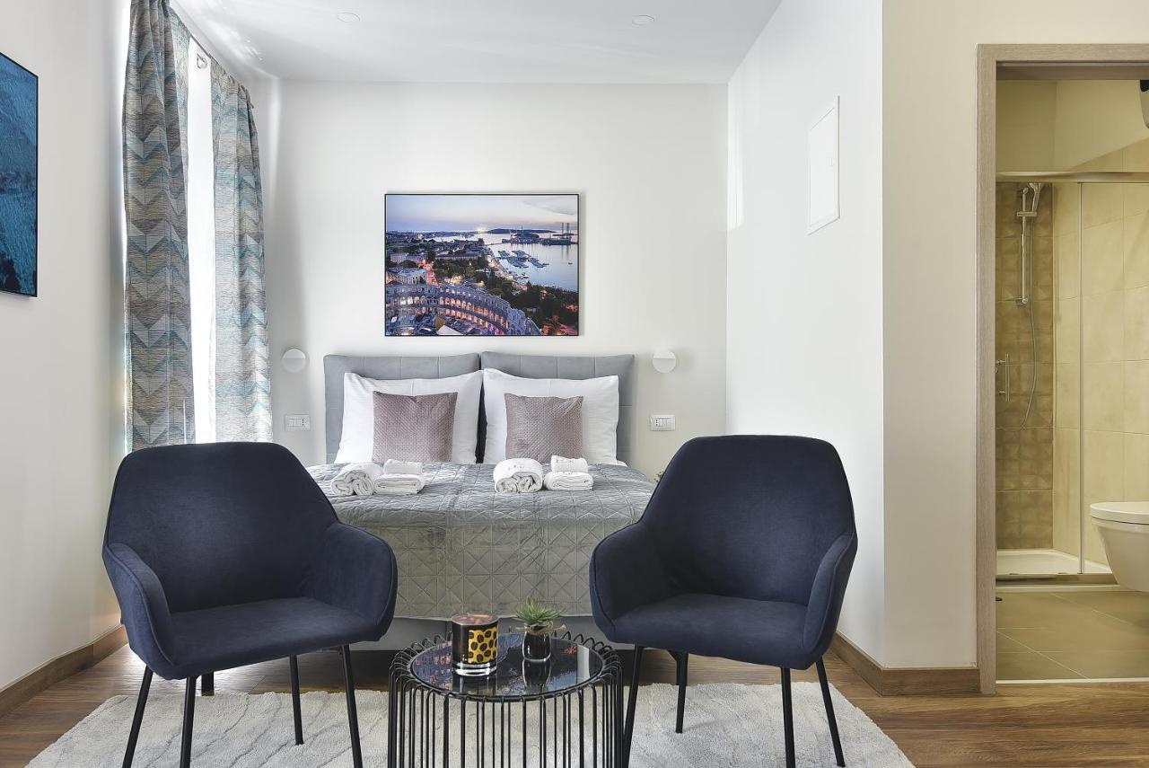 D&A Central Luxury Apartments With Free Parking 普拉 外观 照片