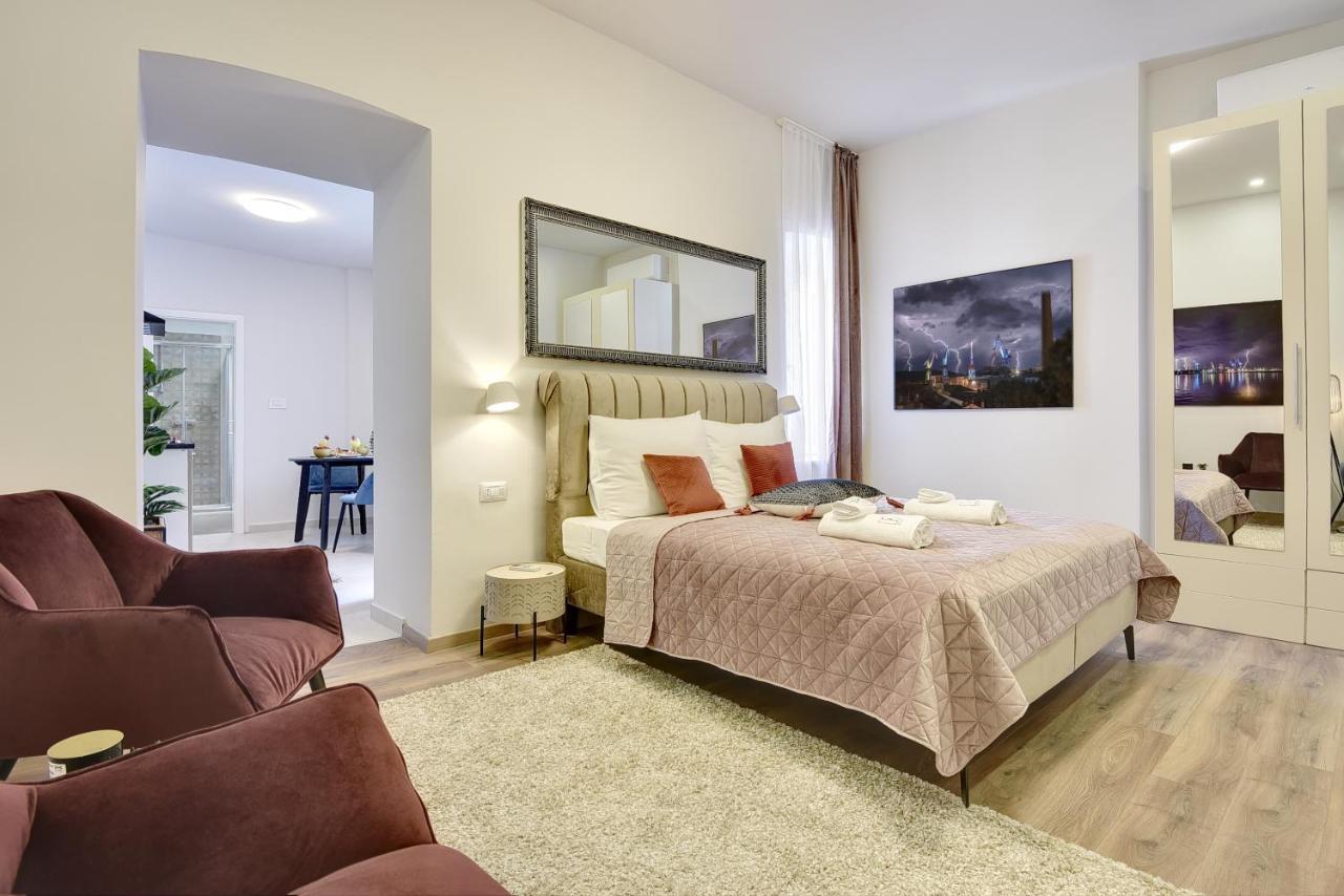 D&A Central Luxury Apartments With Free Parking 普拉 外观 照片