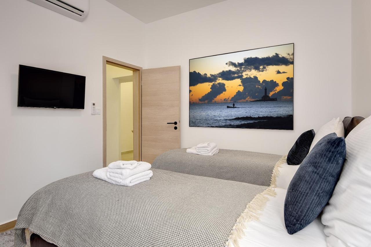 D&A Central Luxury Apartments With Free Parking 普拉 外观 照片